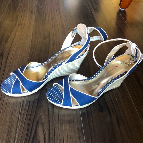 Tommy Hilfiger Navy and White Wedges - Picture 3 of 12